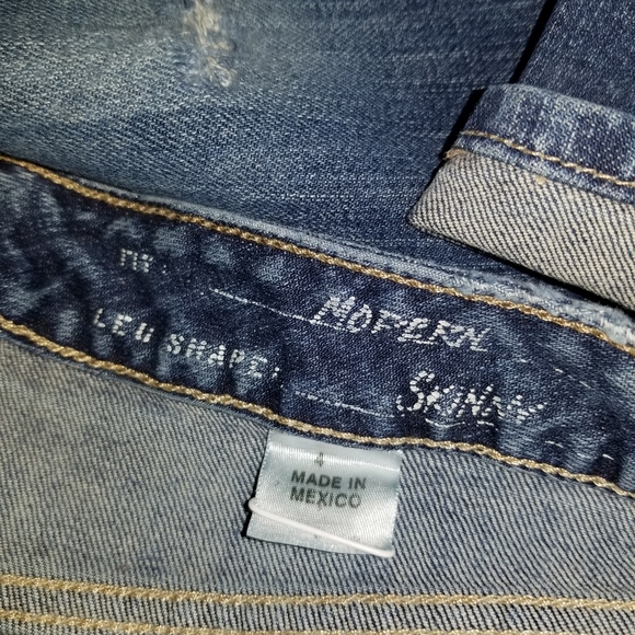 Modern Skinny Jeans - Picture 6 of 8